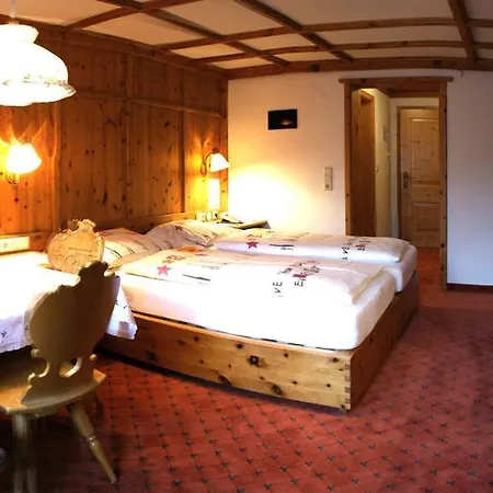 ホテル Hotel-gasthof 