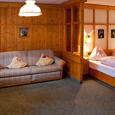 ホテル Hotel-gasthof 