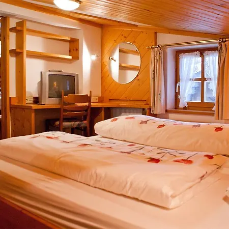 ホテル Hotel-gasthof 