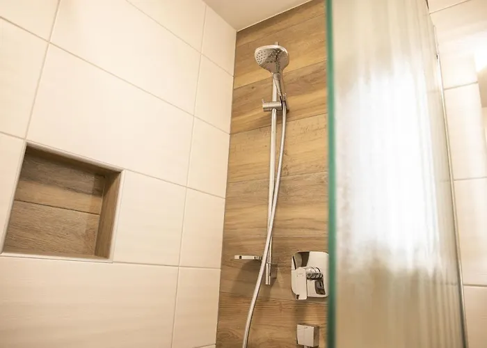 祖尔穆勒酒店 卡普伦